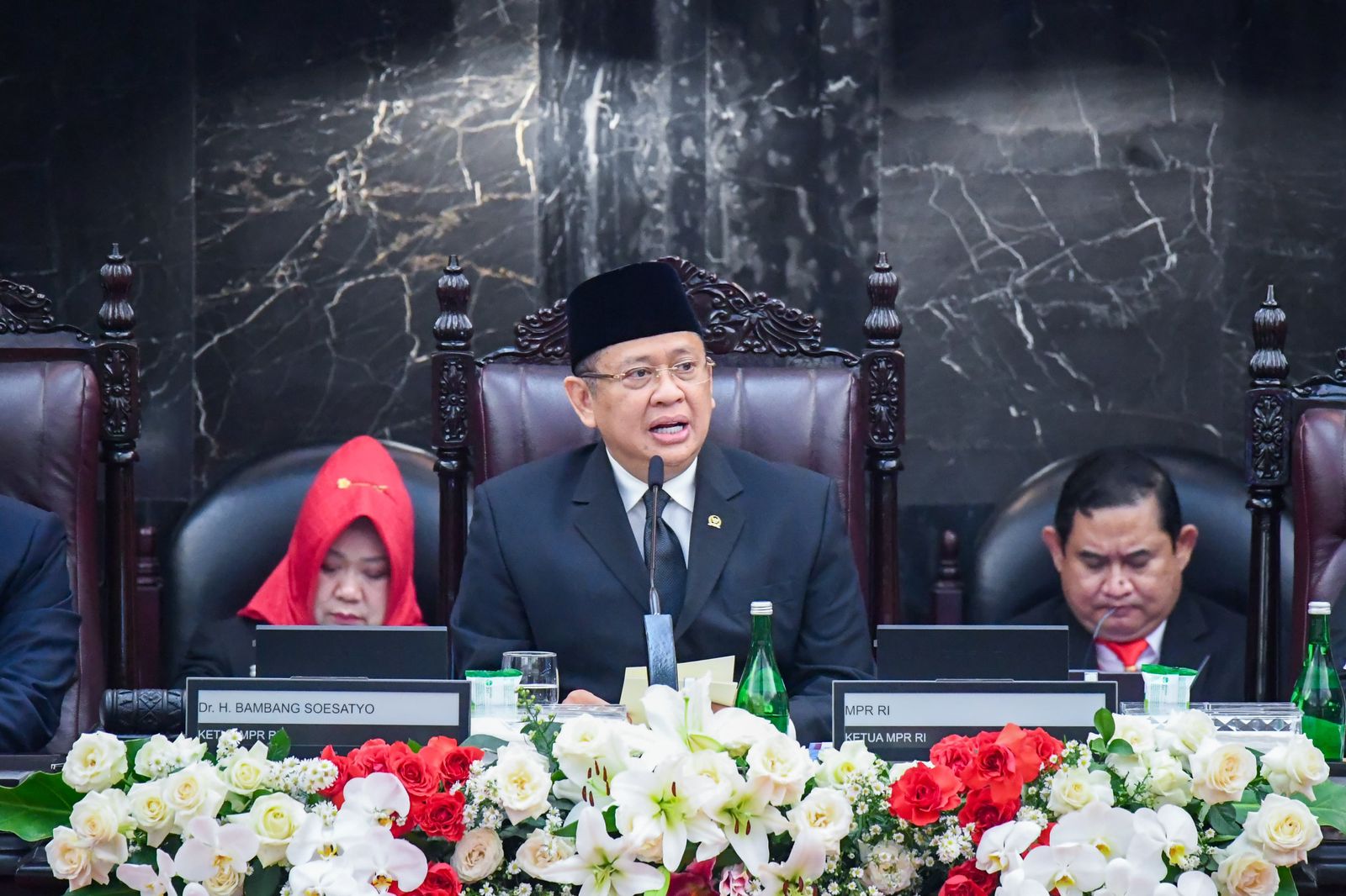 Ketua MPR RI Periode 2019-2024, Bambang Soesatyo, saat memimpin Rapat Paripurna Terakhir. Sumber foto : Setjen DPR/MPR