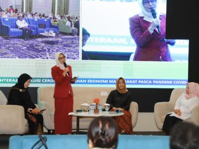 Marlinda Irwanti Poernomo saat menyampaikan pemaparan dalam Seminar Literasi yang digelar di Jakarta, pada Senin (25/11/2024).