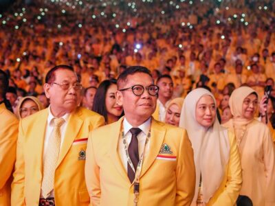 Wakil Ketua Umum Partai Golkar , Adies Kadir dalam acara puncak HUT ke-60 Partai Golkar. Sumber foto : Instagram Adies Kadir.
