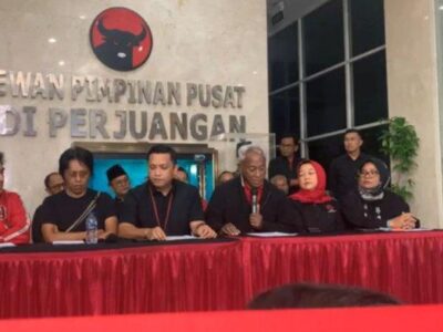 Konferensi pers DPP PDI Perjuangan mengenai penetapan tersangka Hasto Kristiyanto oleh lembaga ani rasuah, KPK.