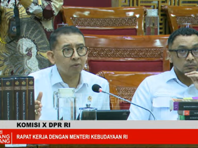 Menteri Kebudayaan Fadli Zon dalam Rapat Kerja dengan Komisi X DPR RI di Senayan Jakarta, Senin (26/5/2025)