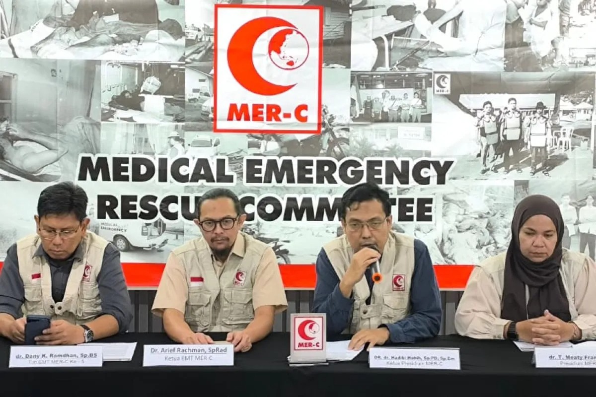 Komite Penyelamatan Darurat Medis (MER-C) menggelar konferensi pers di Jakarta, Rabu (9/10/2024). Sumber foto : ANTARA.