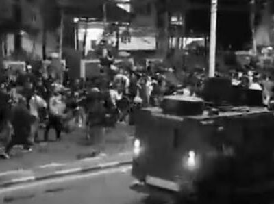 Kendaraan taktis Brimob jenis barracuda saat melindas seorang driver ojek online dan melukai satu orang lainnya.