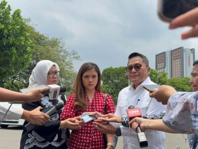Wartawan CNN Indonesia, Diana Valencia, telah mendapatkan kartu identitas (ID) peliputan Istana setelah pertemuan dengan Biro Pers Sekretariat Presiden di Kompleks Istana Kepresidenan Jakarta, Senin (29/9/2025).