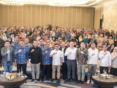 Menko PM, Muhaimin Iskandar di Workshop Kepala Sekolah SMK untuk Program SMK Go Global di Bandung, Senin (1/12/2025)